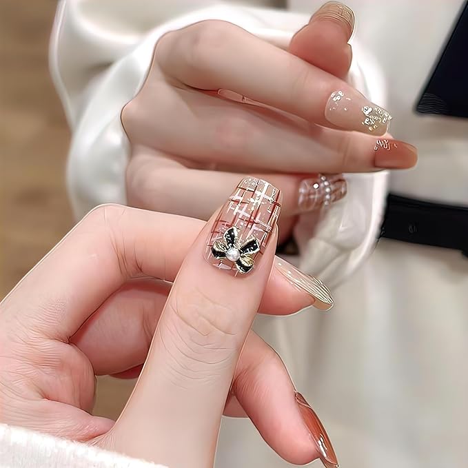 Press-On Nails 30pcs French Pearl Rhinestone Cat Eye Short Press-On Nails with Inspired Lines False Nail for Women and Girls, 30Pcs with Glue & Tool Kit