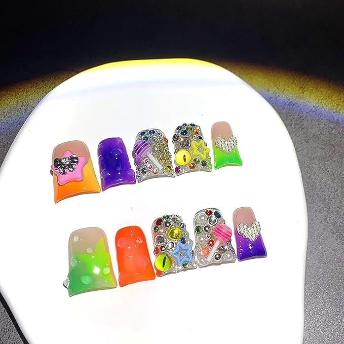 Handmade Press on Nails Medium Duck 3D Cute Thick Acrylic Fake Nails Ombre French Tip False Nails with Charms Designs Acrylic Nail Sparkly Reusable Stick on Nail for Women 10Pcs (Size M)