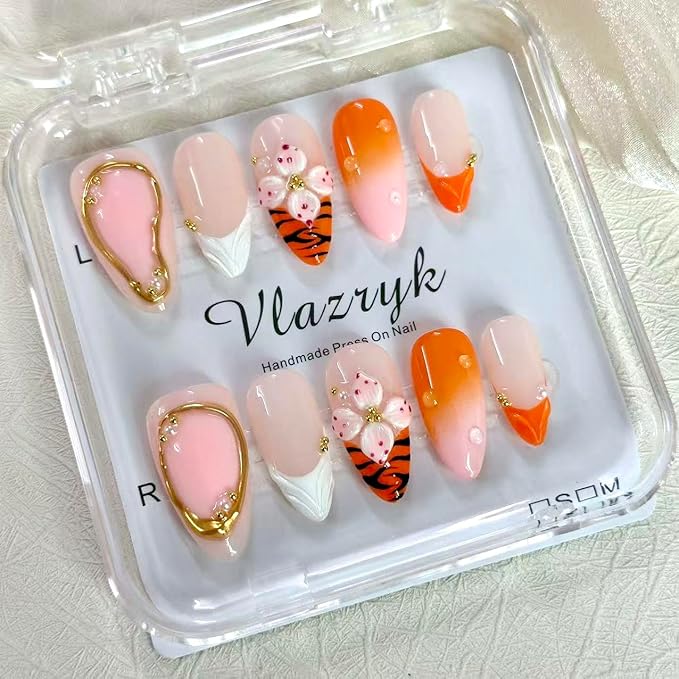 Luxury Medium Almond Handmade Press on Nails, Orange Gradient French Tip with 3D Flowers Nail art,Reusable Acrylic Gel Fake Nails ，100% Handmade Make Salon-Quality False Nails .(10pcs)