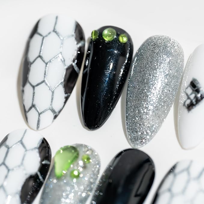 Sun&Beam Nails Handmade Oval Blue False Nail Tips with Cute Snake Sequins Popular Charm Design Press On Nails 10 Pcs (#18 S)