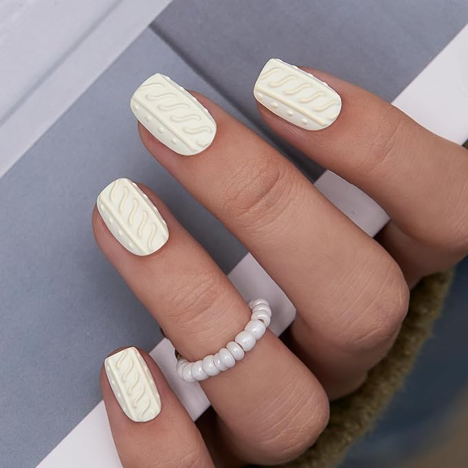 Curvlife Press On Nails Short Square White - 3D Sweater Press on Nails with Glue, Cream White Knit Texture Matte Glossy Cute Fake Nails Long Lasting False Nail Tips for Women Winter