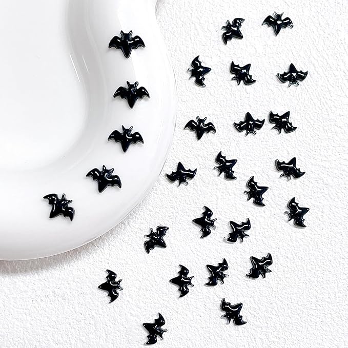 100Pcs Black Halloween Miniature Bats Nail Art Charms Cartoon 3D Tiny Resin Bats Nail Art Rhinestones Flat Back Cute Small Nail Jewelry Charms Mini Bats Nail Rhinestone Diamonds for Nails Crafts Decor
