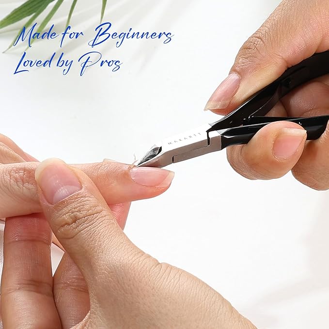 Makartt Cuticle Nipper - 7mm Full Jaw Stainless Steel Cuticle Trimmer, Double Spring Precision Cuticle Cutter, Ergonomic Portable Manicure Tool for Home & Salon Nail Prep and Care (1PC Black)