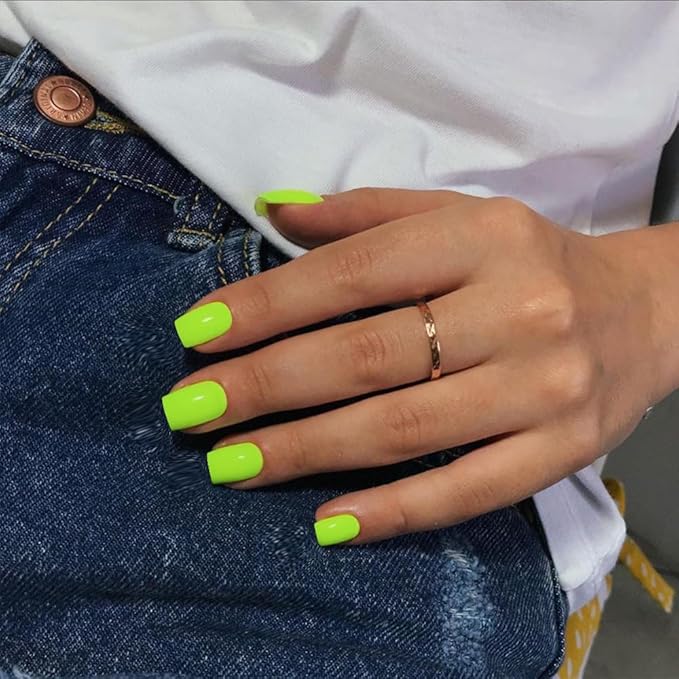KXAMELIE Neon Green Press on Nails Short Square, 48pcs Thick Reusable Fake Nails for Women, Short Coffin Artificial Nails New Solid Color Square Nails