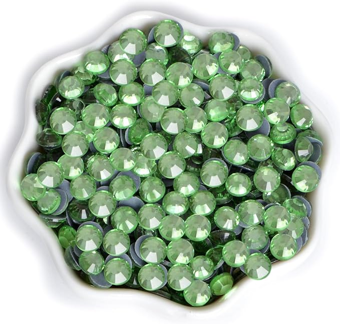 1440 Pieces SS20 Peridot Hotfix Rhinestones Flatback Round Crystal Glass Rhinestones Gems for Crafts Nail Face Art Clothes Shoes Bags DIY
