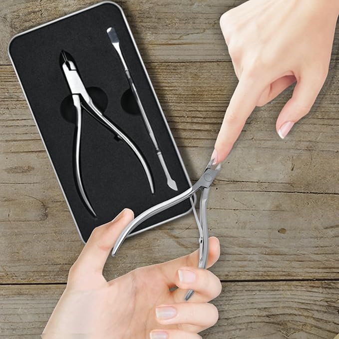 Guowall 2pcs Cuticle Trimmer Remover and dead skin pusher Personal Beauty Care Tools Manicure Set with Metal Storage Box