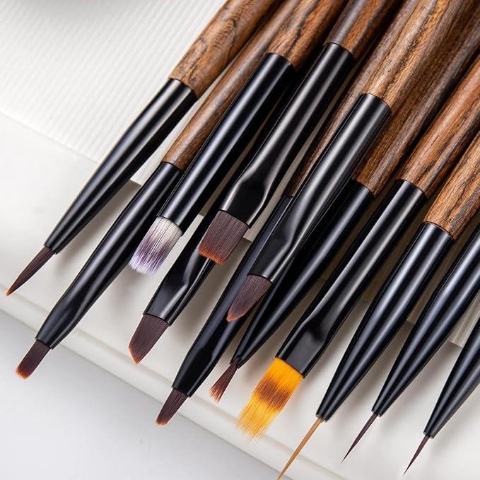 Nail Art Brushes Set, 12 Peices Professional High-end Sandalwood Nail Art Design Pen Painting Tools with Leather Pouch, Nail Art Liner Brush and Nail Dotting Pen for Gel Polish Manicure Salon DIY at Home (Red)