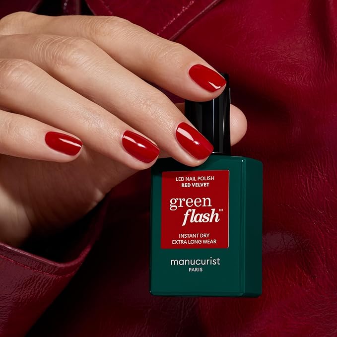Manucurist Green Flash Gel Polish - Red Velvet (Deep Velvet Red) - UV & LED Gel Nail Polish - 12-Free, Bio-Sourced (84%) - Professional Manicure - 15 ml