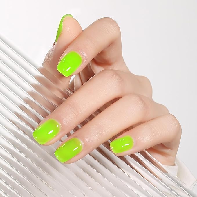 MAYCHAO 15ML Jelly Lime Green Gel Nail Polish 1Pc Bright Green Gel Polish Soak Off UV LED Transparent Nail Polish Nail Art Starter Manicure Salon DIY at Home, 0.5 OZ