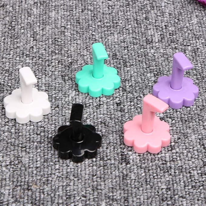 10pcs Assorted Color Plastic Detachable Plum-shaped Nail Art Practice Training Stands Nail Art False Tip Holders Nail Art Beauty Accessories Tool