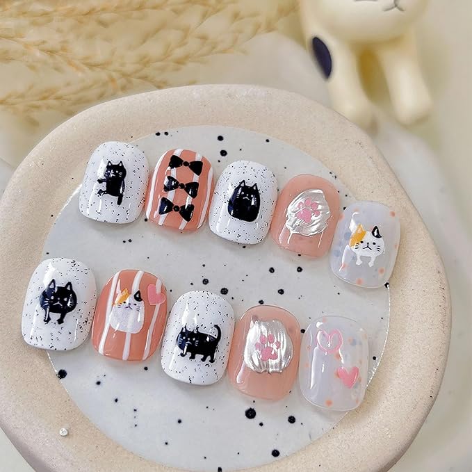 4 Sheets Cats Series Nail Stickers Cats Lover Nail Art Stickers Embossed Nail Decals with Siamese Calico Cat Black Cat Designs Cute DIY Self-Adhesive Nail Art Supplies