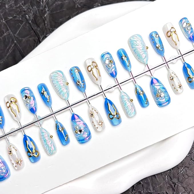 30Pcs Handmade Press on Nails Ocean Shell Holographic Fake Nails with 3D Gold Beads Starfish Bow Pearl Designs Medium Almond False Nails Glossy Full Cover Artificial Acrylic Nail for Women