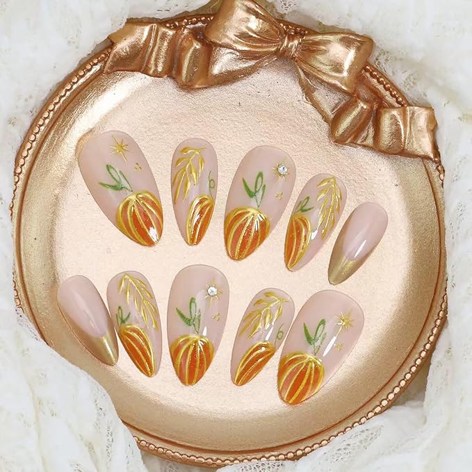 24Pcs Fall Press on Nails Medium Almond Fake Nails Gold French Tip False Nails with Gilding Pumpkin Star Gems Design Autumn Full Cover Artificial Glue on Nails Thanksgiving Stick on Nail for Women DIY
