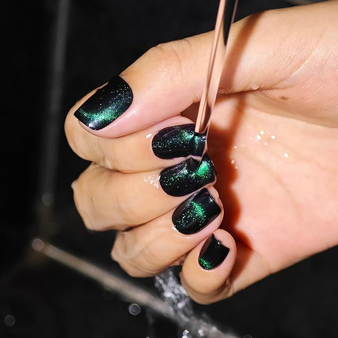 Green Cat Eye Press on Nails Short Square, St. Patrick's Day Nail, French Tip Short Square Glue on Nails for Women Gift, Reusable Soft Press on Acrylic Nail with Designs 30Pcs (Teal Green)