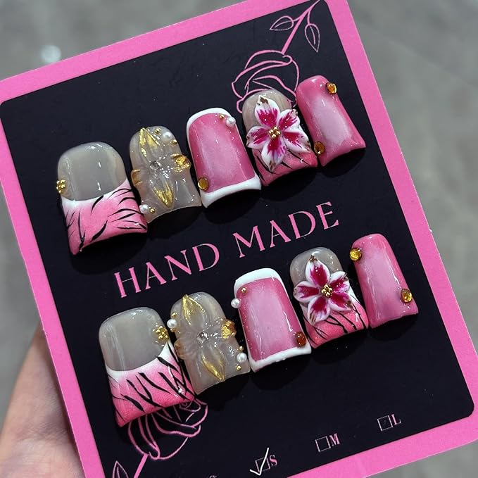 10Pcs Pink French Tip Press on Nails Handmade Short Fake Nails Duck False Nails with 3D Flower Rhinestone Design Full Cover Acrylic Nails Press ons Handmade Flower Glue on Nail for Women (S)