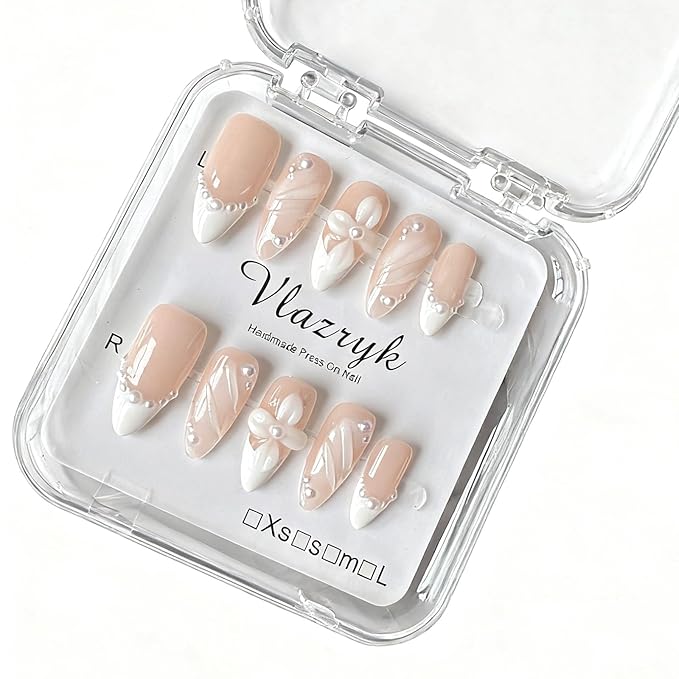 Handmade Press On Nails – Short Almond False Nails for Women, Reusable Acrylic White French Tip with Pearl & 3D Flowers Design – Salon Quality Fake Nails (10PCS）