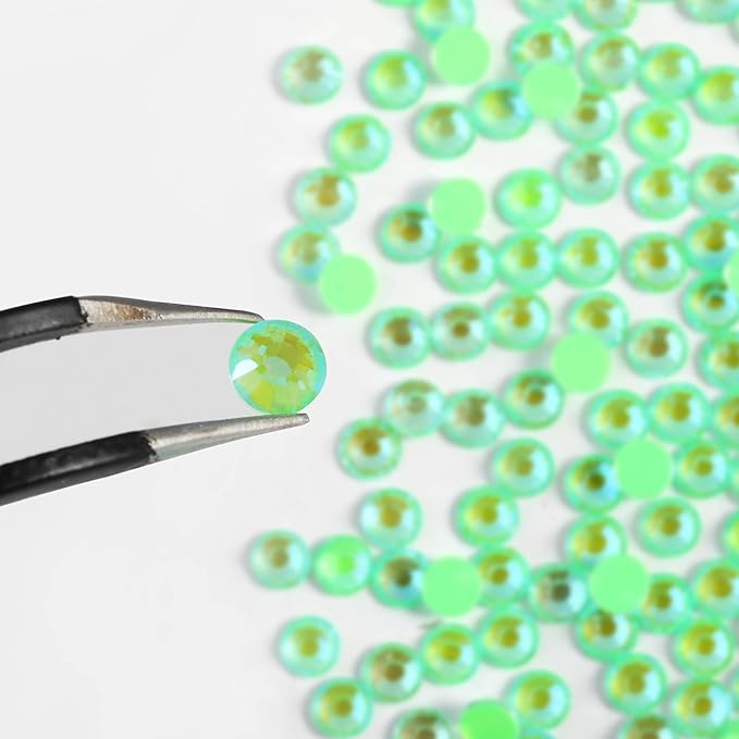Beadsland 1440pcs Flat Back Crystal Rhinestones Round Gems for Nail Art and Craft Glue Fix, Luminous Green, SS6, 1.9-2.1mm