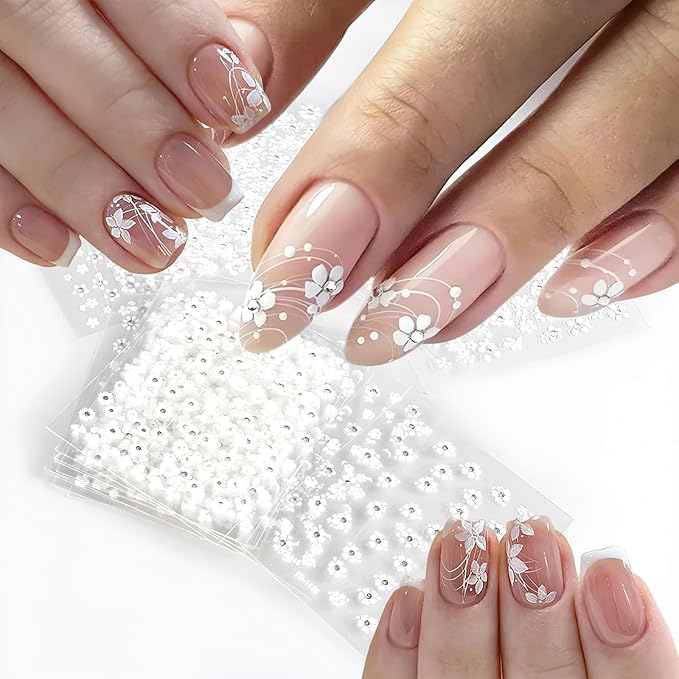 30 Sheets Flower Nail Stickers White 3D Self-Adhesive Floral Nail Stickers for Nail Art Summer Nail Art Stickers Daisy Design Nail Decals for Nail Art for Women