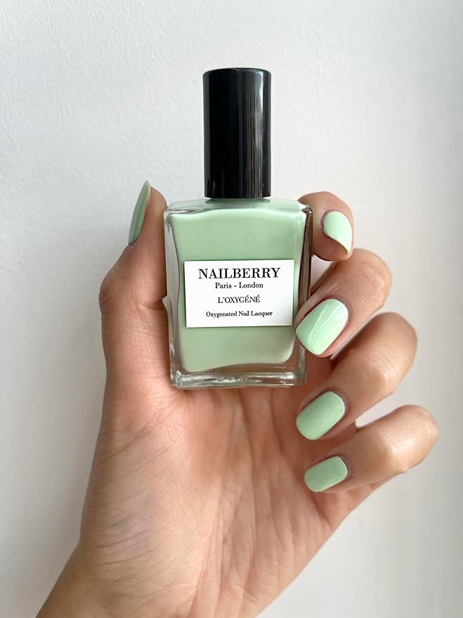 Nailberry L'Oxygéné Oxygenated Nail Lacquer | Minty Fresh | Pastel Green Opaque Nail Polish | UV Protected Long-Wear Nail Polish | 12-Free | Vegan | Certified Halal | Cruelty & Gluten Free | 15 ml