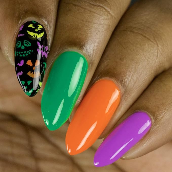 Whats Up Nails - B072 No Clowning Around Stamping Plate for Halloween Nail Art Design