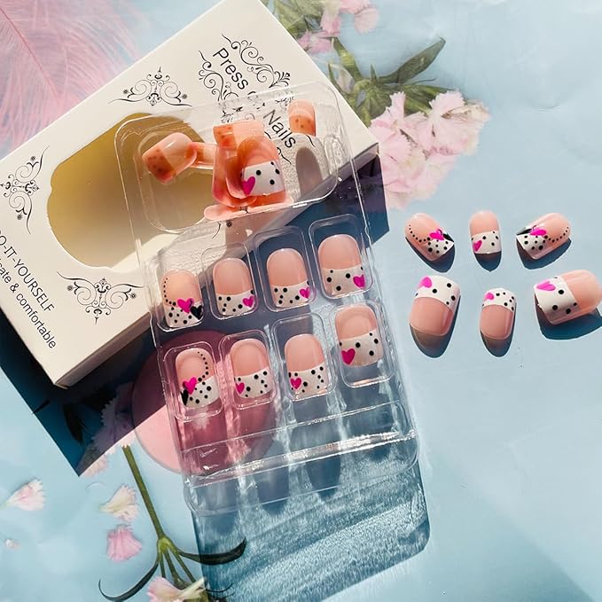 Valentines Day French Tip Press on Nails Short Square Valentine’s Day Nails with Heart Spot Designs Acrylic Fake Nails Glossy Artificial Nails White Nails Tips Glue on Nails for Women Girls 24Pcs