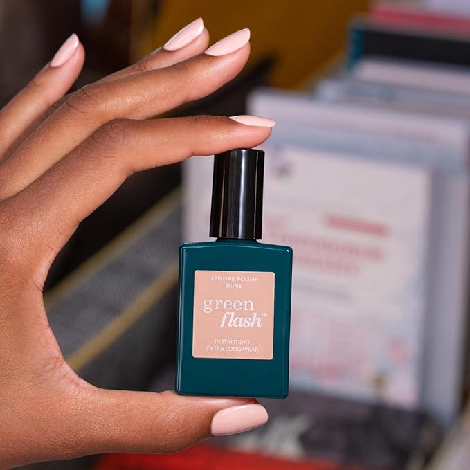 Manucurist Green Flash Gel Polish - Dune (Sandy Beige) - UV & LED Gel Nail Polish - 12-Free, Bio-Sourced (84%) - Professional Manicure - 15 ml