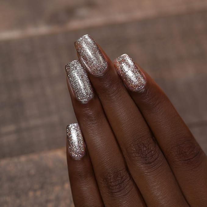 ILNP Sleigh Bells - Lustrous Champagne Ultra Metallic Nail Polish