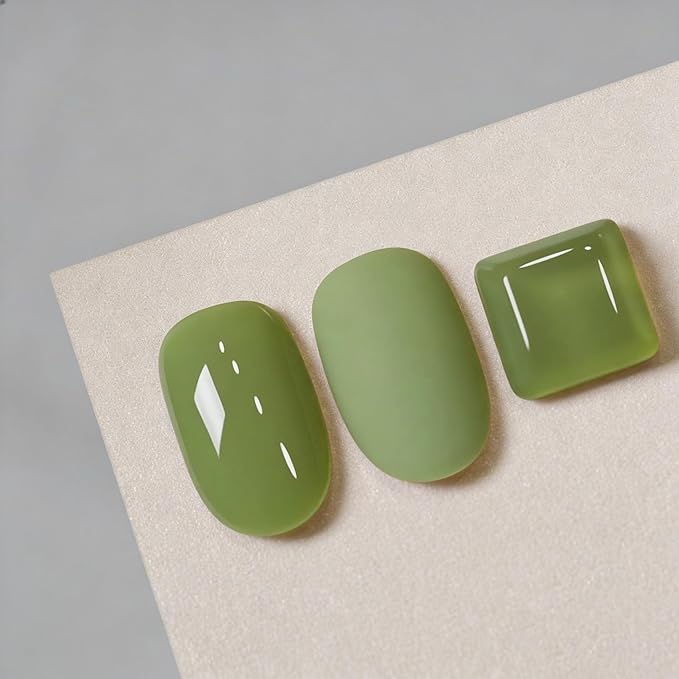 MAYCHAO 15ML Avocado Moss Gel Nail Polish, Moss Green Gel Polish Soak Off UV LED Curing for Nail Art Starter Manicure Salon DIY at Home, 0.5 OZ