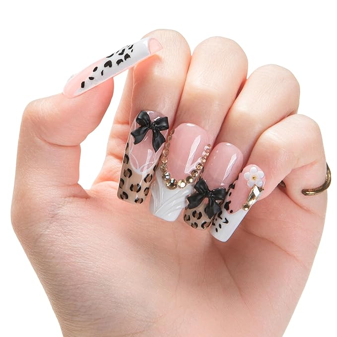 LOVFUL Short French Tip Press on Nails Chic Wild | Handmade Acrylic Press ons| Reusable Fake False Nails | Square Classic Regular 1.3in | H681-M