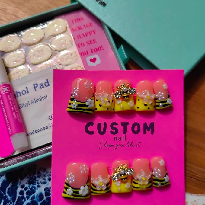 Handmade Press on Nails Duck Shape M Size/Gleamrain Luxury Medium Hand Made Hot Acrylic Glue on Nails With Rhinestones and Flower Design Duck Nail for Women and Girls 10 Pcs