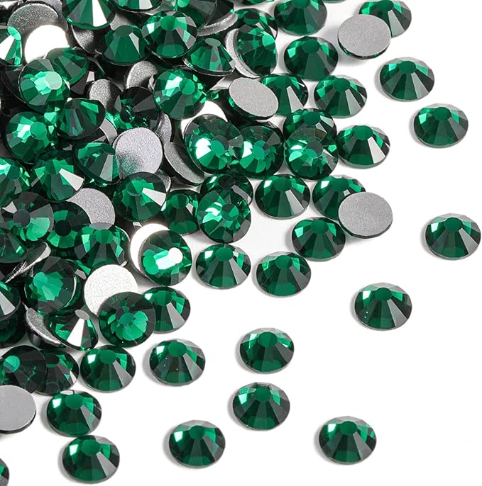 Beadsland 2880pcs Flat Back Crystal Rhinestones Round Gems for Nail Art and Craft Glue Fix,Emerald,SS3,1.2-1.4mm