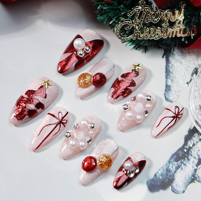 Christmas Press on Nails Medium Almond Fake Nails Red Christmas Tree False Nails Xmas Winter Cat Eye Glue on Nails with Pearl Reusable Acrylic Nail for Women Manicure 24Pcs