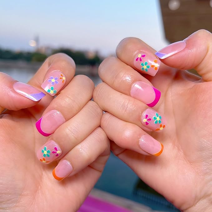 French Press on Nails Short Square Nude Glossy False Nails with Designs Flower Full Cover Acrylic Glue on Nails Reusable Artificial Nail Art Tip for Women Gel Stick on Nails Art 24 PCS