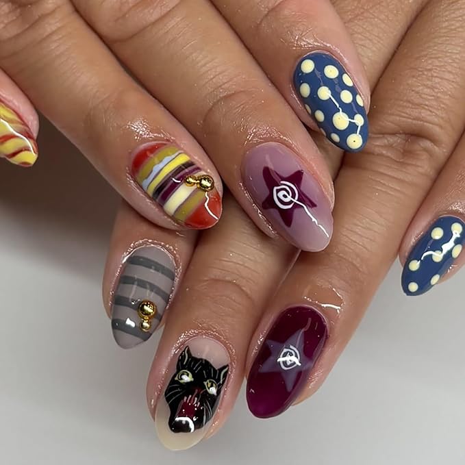 Press on Nails Short Oval MABKJLF Fake Nails Cute False Nails with Panther Stars Polka Dots Designs Vintage Glossy Glue on Nail Fall Acrylic Nails for Women Girls 24Pcs