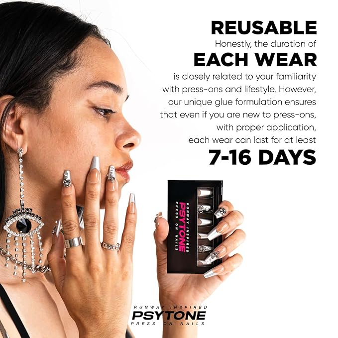 PSYTONE Press on Nails Short Square Fake Nails Flower Silver Glitter Sequins Glue on Nails Purple Full Cover False Nails Press ons Glossy Acrylic Nails Reuseable Stick on Nails for Women 30 Pcs