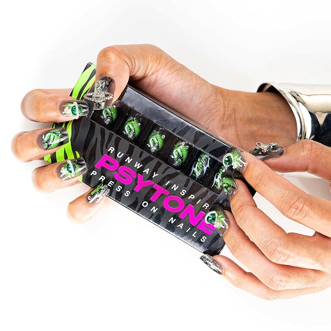 PSYTONE French Fake Nails Green Press on Nails Long Stiletto Acrylic Rhinestones False Nails Full Cover Rhinestones Nails for Women and Girls 30 PCS