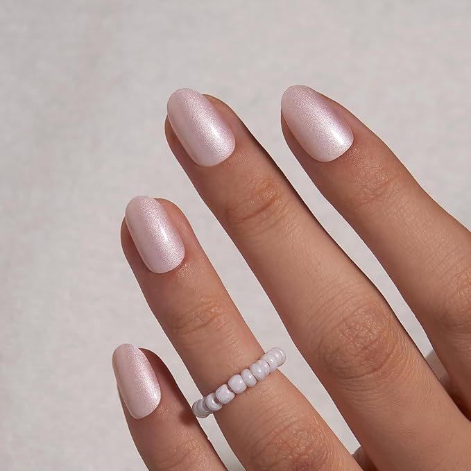 Curvlife Short Oval Press On Nails - Moonlight Pearly Shimmer Glossy White Pearl Press on Nails with Glue Natural Long Lasting Fake Nails False Nail Tips for Women