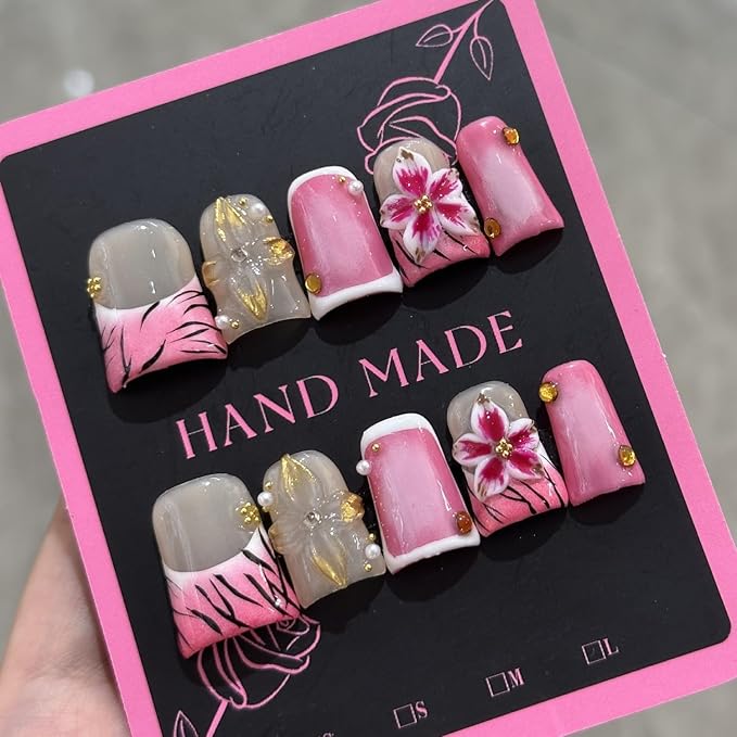 Handmade Press on Nails Short Duck Press on Nails with 3D Pearl and French Designs Stick on Nails Gradient Flower Acrylic Nails for Women Art Manicure (Size S）