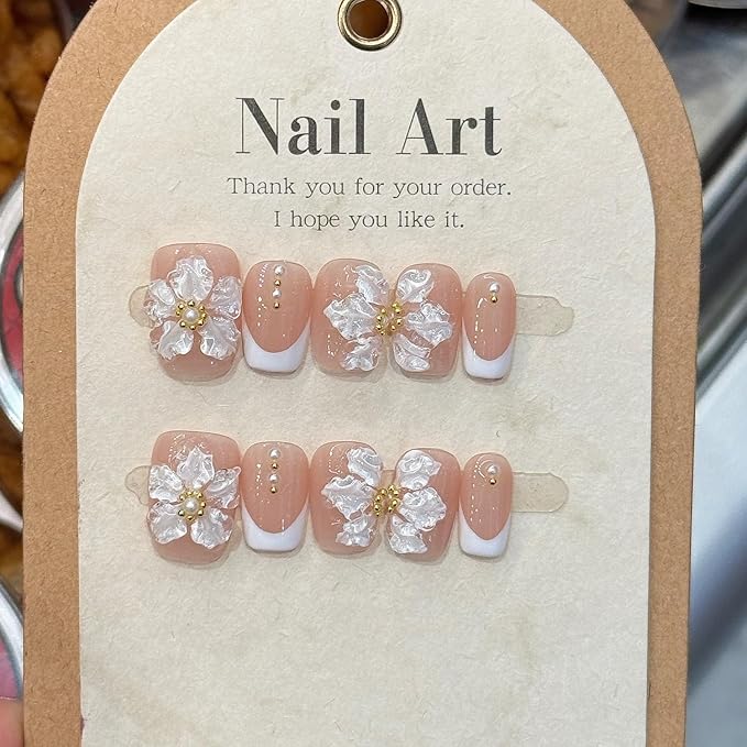 Handmade Press on Nails 3D Flower Embossed False Nails Short Square White French Acrylic Nails Reusable 3D Flower and Pearl for Girls Manicure Art Decoration Accessories (Size M)