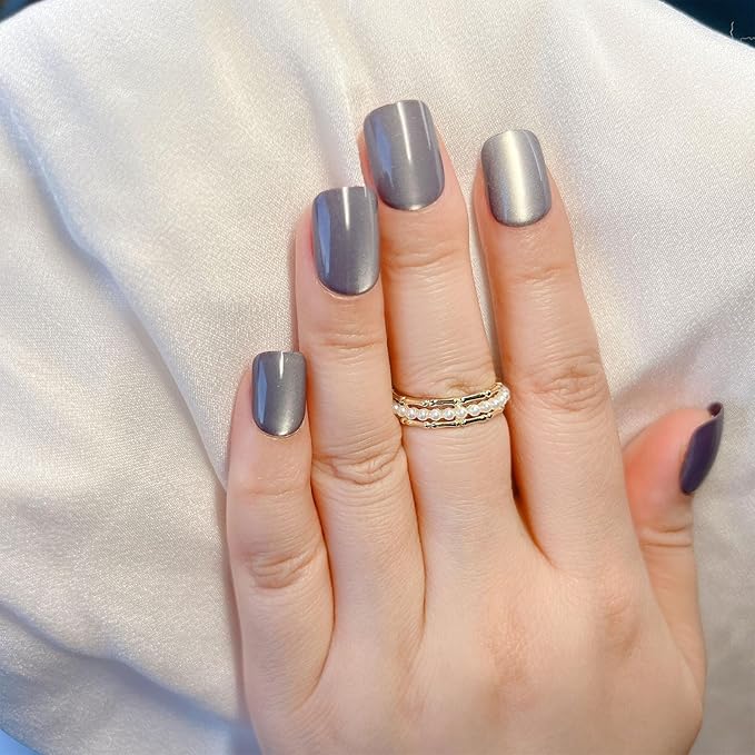 Short Square Press on Nails Purple Full Cover Fake Nails Pure Colour Acrylic Nails Glossy Glue on Nails Cat Eye Light Gel Nail 24 Pcs Artificial False Nails Removable Stick on Nails for Women