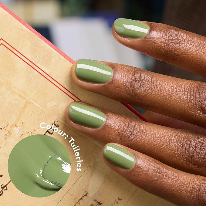 Manucurist Green Flash LED Tuileries Gel Green Nail Polish - Vegan, 12-Free, Plant-Based Gel Polish - Strengthens and Protects the Nail - Made in France - 0.5 fl oz