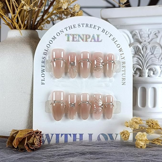 Mermaid Cat Eye Press on Nails 10Pcs Kit,Medium Almond Nude Pink Fake Nails with 3D Wave Shell, Chain Rhinestone French Tips Spring Summer False Nails,Handmade Glue on Nails Luxury Design(M)