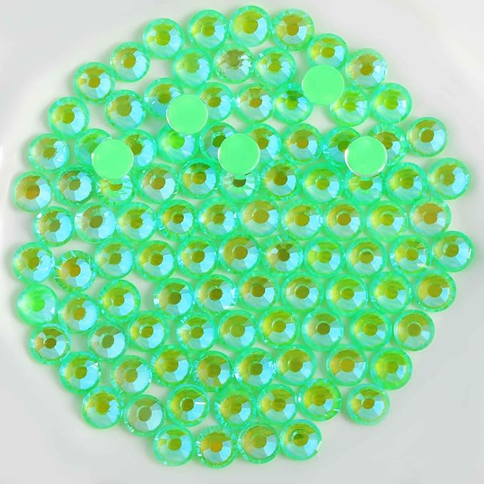 Beadsland 1440pcs Flat Back Crystal Rhinestones Round Gems for Nail Art and Craft Glue Fix, Luminous Green, SS10,2.7-2.9mm
