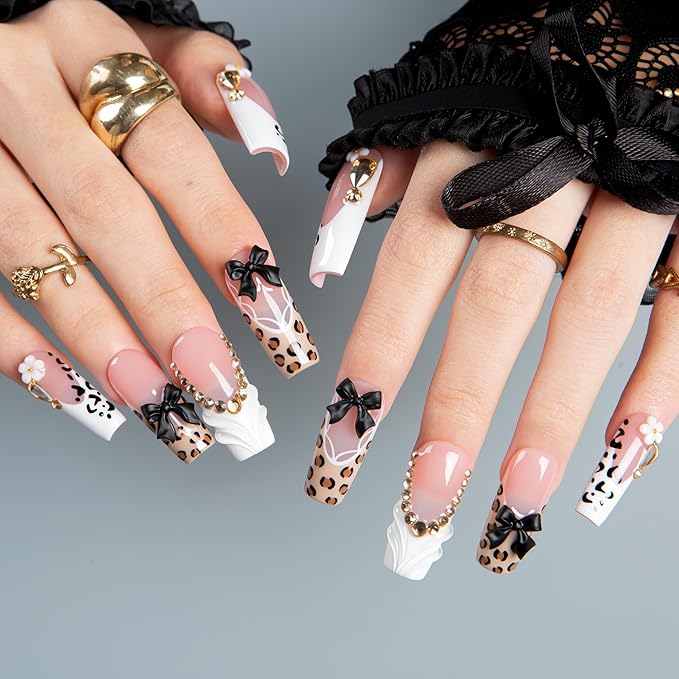 LOVFUL Short French Tip Press on Nails Chic Wild | Handmade Acrylic Press ons| Reusable Fake False Nails | Square Classic Regular 1.3in | H681-L