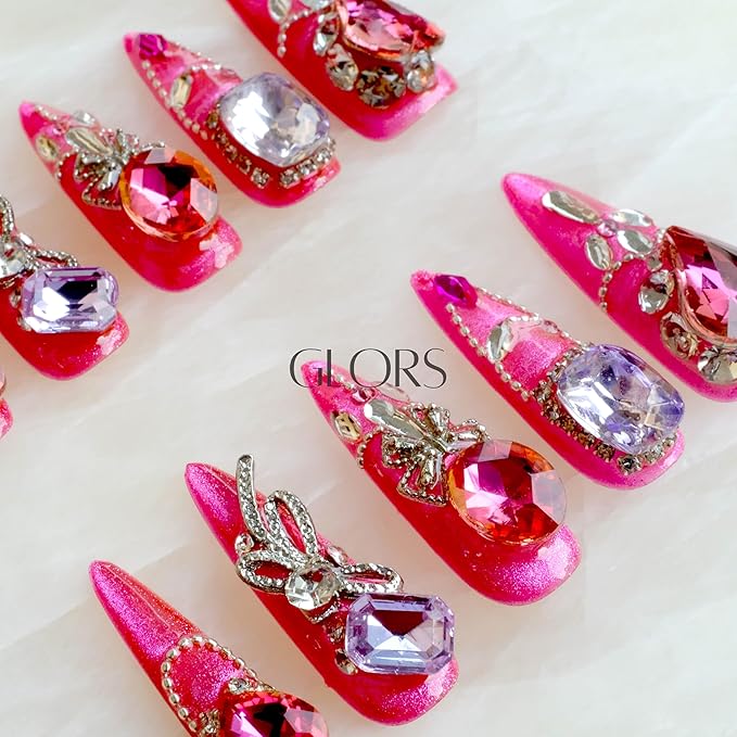 [GLORS] Luxury Press-On Nails, Pink Glitter False Nails with Rhinestones and Pearl Chain in Long Stiletto, 10 Pieces (XS, LS)