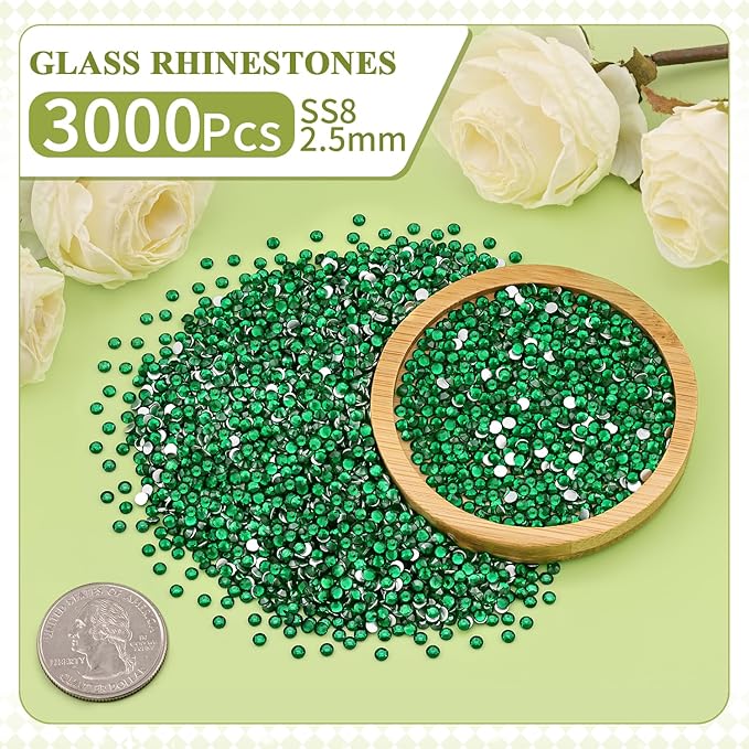 3000PCS SS8/2.5mm Crystal Rhinestones (Emerald Green), Bedazzling Flatback Glass Rhinestones for Crafting, Gems Diomand Charm for Tumbler Shoes Clothing Mugs Nail Art