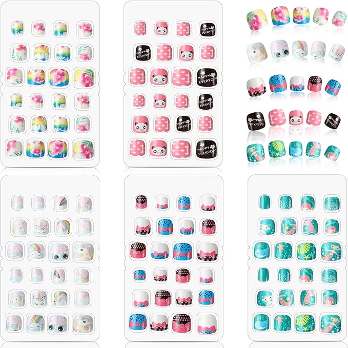 120 Pieces Kids Press on Nails Children Fake Artificial Nails Girls Full Cover Short False Christmas Fingernails for Girls Kids Design Decoration(Little Girl)