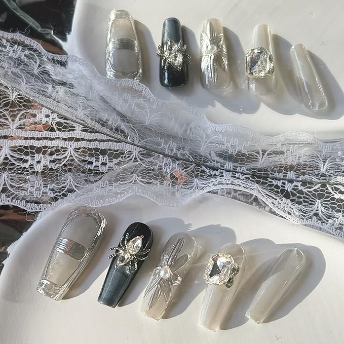10pcsHandmade Press On Nails Luxury Spider Crystal Design, Reusable Fake Nail, Nail Gift Kit Set with Tools, Long Coffin Glossy Silver Black Rhinestone False Nails for Women(S)