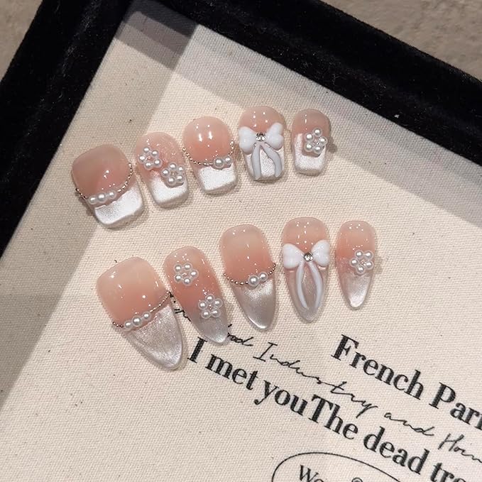 10PCS Luxury Handmade Press On Nails Nude Gradient Cat's Eye with Pearl Bow & Sparkling Rhinestones for Wedding & Party Reusable Almond Fake Nails Design Gift For Women and Girls (251101, S)