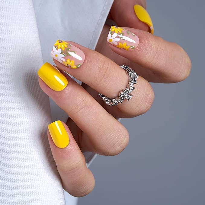Curvlife Soft Gel Press on Nails Yellow Flower Design Full Cover False Fake Nails for Women Reusable Kit with Nail Glue Adhesive Tabs Nail File
